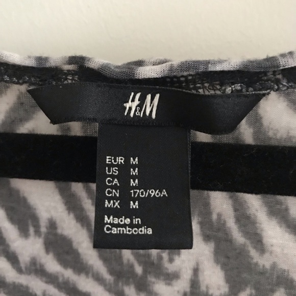H&M Animal Print Swim Cover Up - Picture 2 of 2